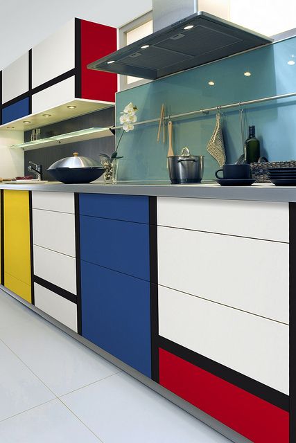 Warna-warna Primer Piet Mondrian